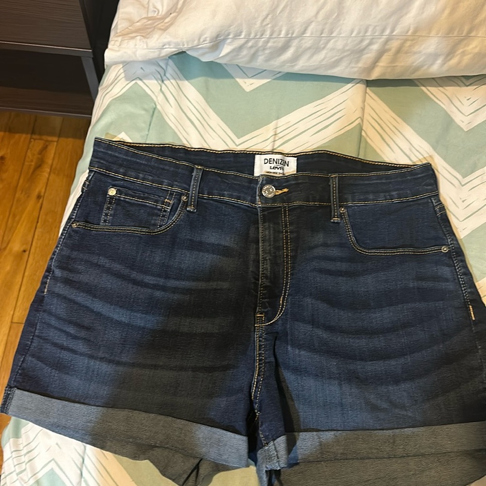 Levi’s Jean Shorts